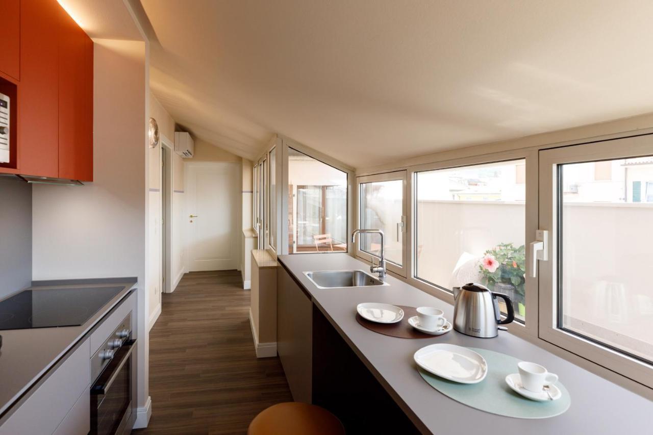 Casa Flores Apartments Бардолино Экстерьер фото